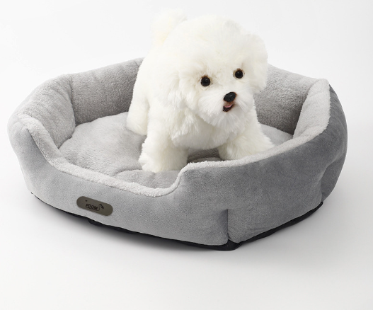 PET NEST  